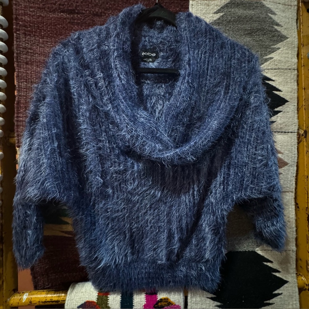 Touchable Texture Blue Eyelash Crop 3/4 Sleeve Sweater XS BEBE - Picture 2 of 13